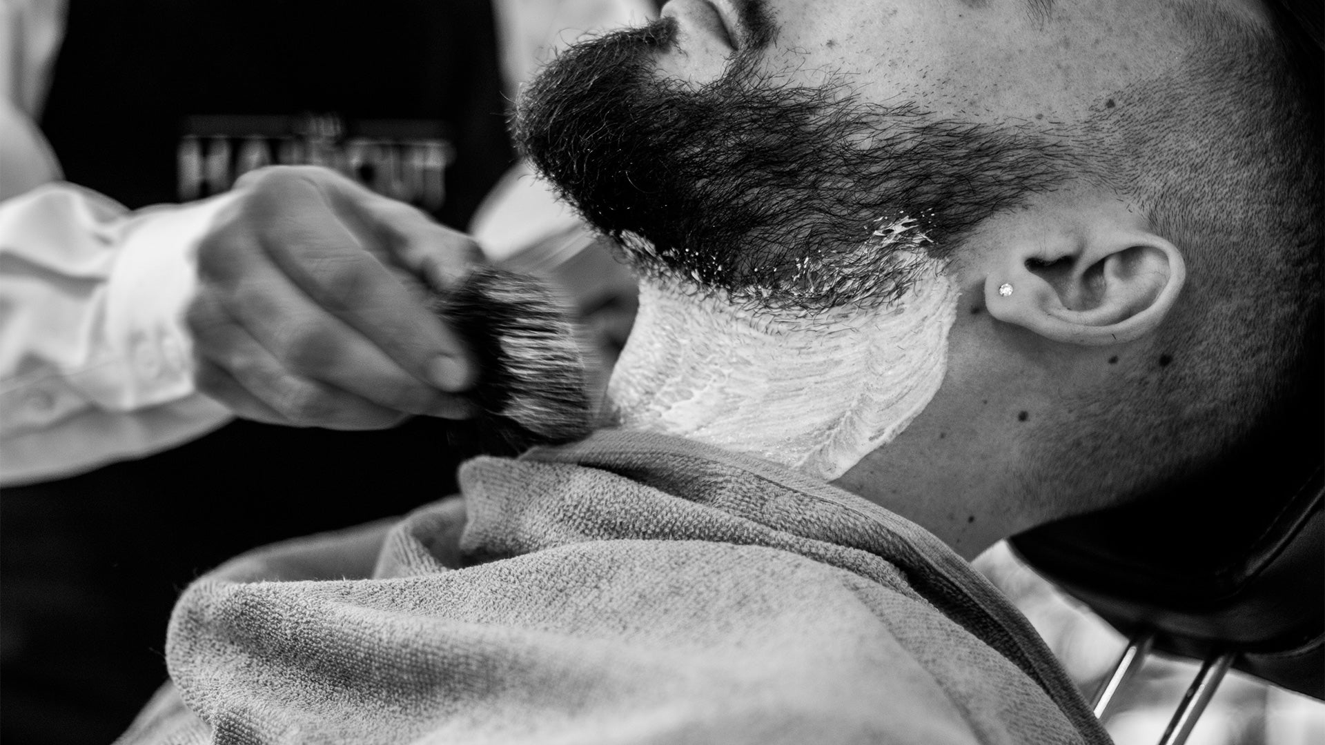 Comment choisir le meilleur blaireau de rasage ? - Markus Paris